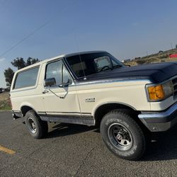 1990 Ford Bronco