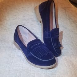 JC Brand Navy Blue Velvet Woman's Loafers, 8M