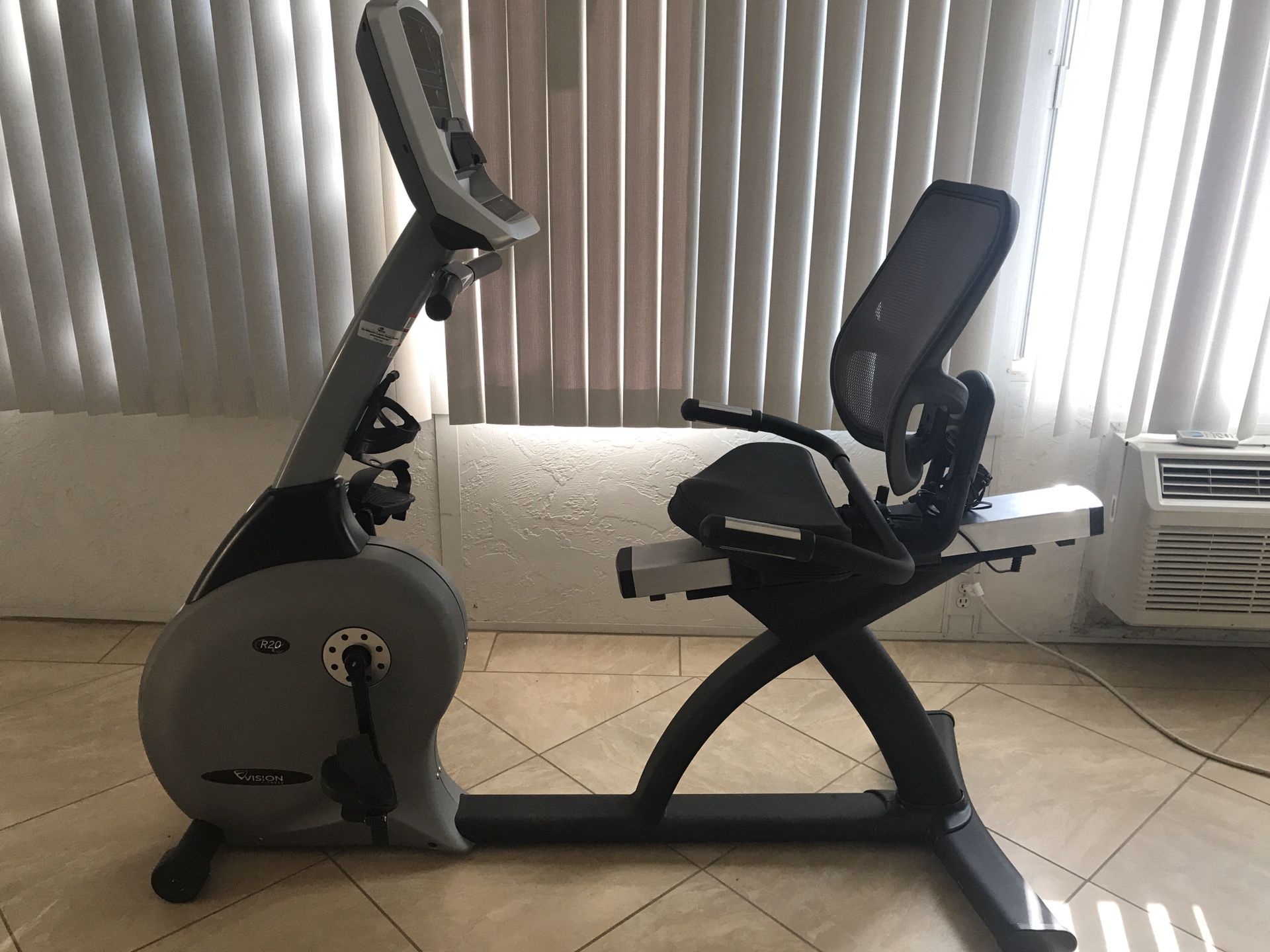 Vision Fitness R20 w/ Classic Console Recumbent Exercise Bike