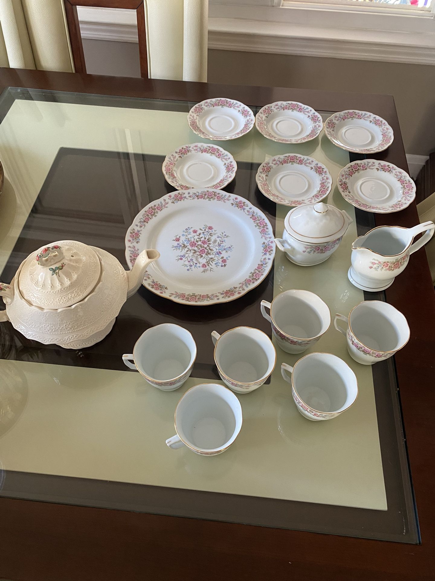 Remington Fine China by Red Sea Pink Flowers Coffee Cups Creamer And Sugar Bowl