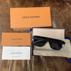 Louis Vuttion Monogram Glasses