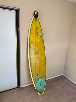 Surfboard - Reality 6’8”