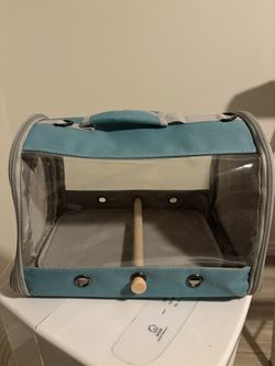Portable bird travel carrier