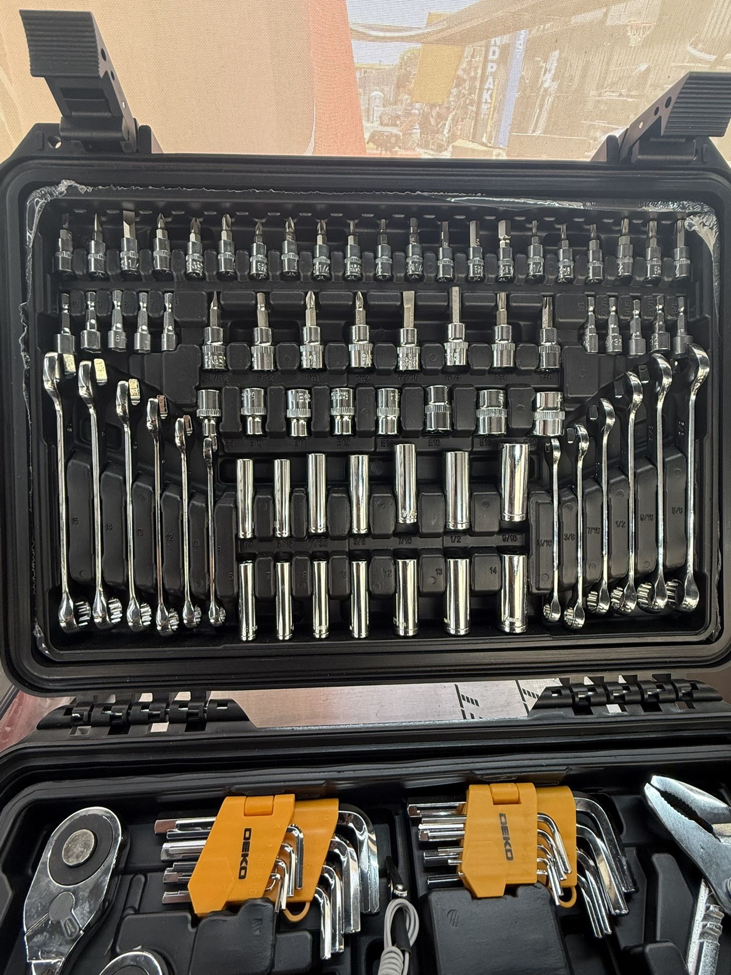 Mechanics Tool Set:DEKOPRO Mechanic Hand Tools Kit and Socket Sets, SAE and Metric, 1/2, 1/4, 3/8 Inch Ratchet Wrench, 234-Piece, Auto Tool Box Set fo