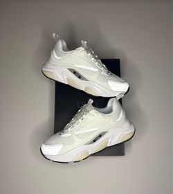B22 White/Grey (Sizes 9-11)