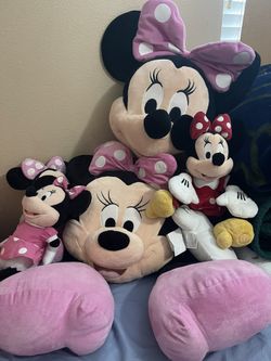 Minnie Mouse Stuffed Toys