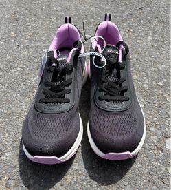 Skechers black