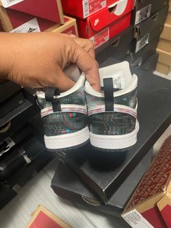 Jordan’s size 8c