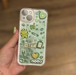 Iphone 14 green accessory junk case