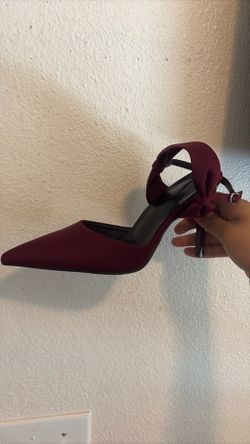 heels with a bow