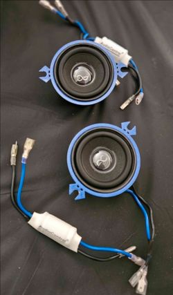 Audio control midrange speakers