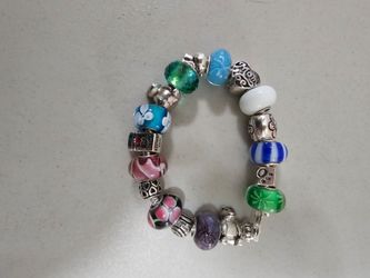 6"  SILVER 925 CHARM BRACELET  WITH 17 BEADS AND CHARMS