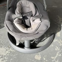 Nuna LEAF Rocker 