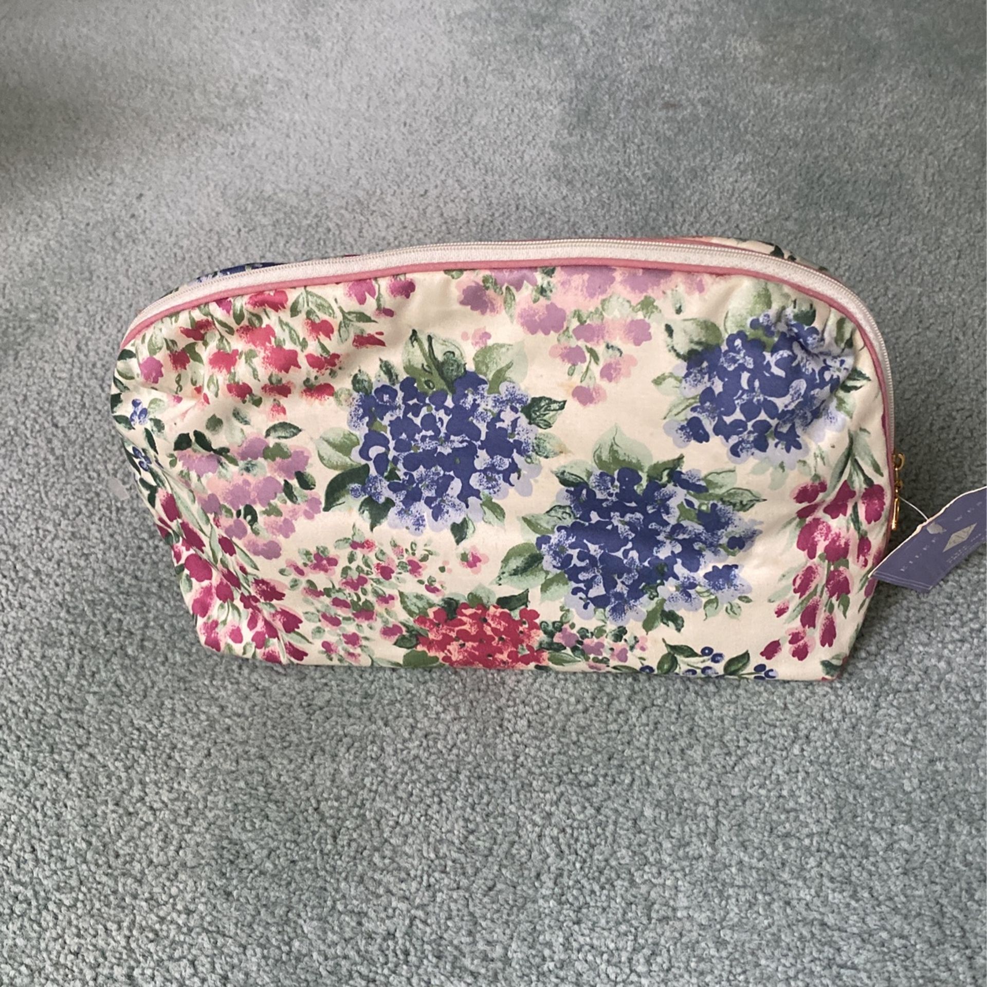 Makeup Bag By Eileen West