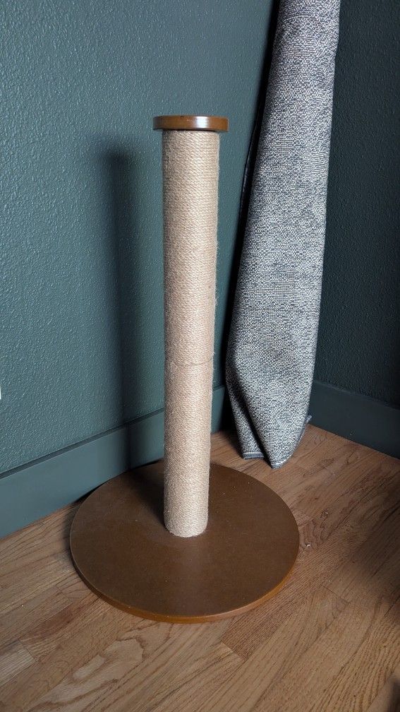 Cat Scratcher Like New