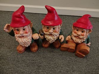 ceramic garden gnomes