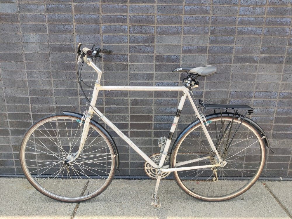 Motobecane 700c 28" 12-Speed Commuter / Road Bike Hybrid - Diamondback Comfort Seat - NEW Rack - Tuned! - XL 24" Frame (MSRP $520)