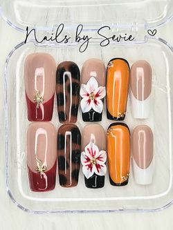 Acrylic, handmade Press-On Nail Set by Nails by Sevie