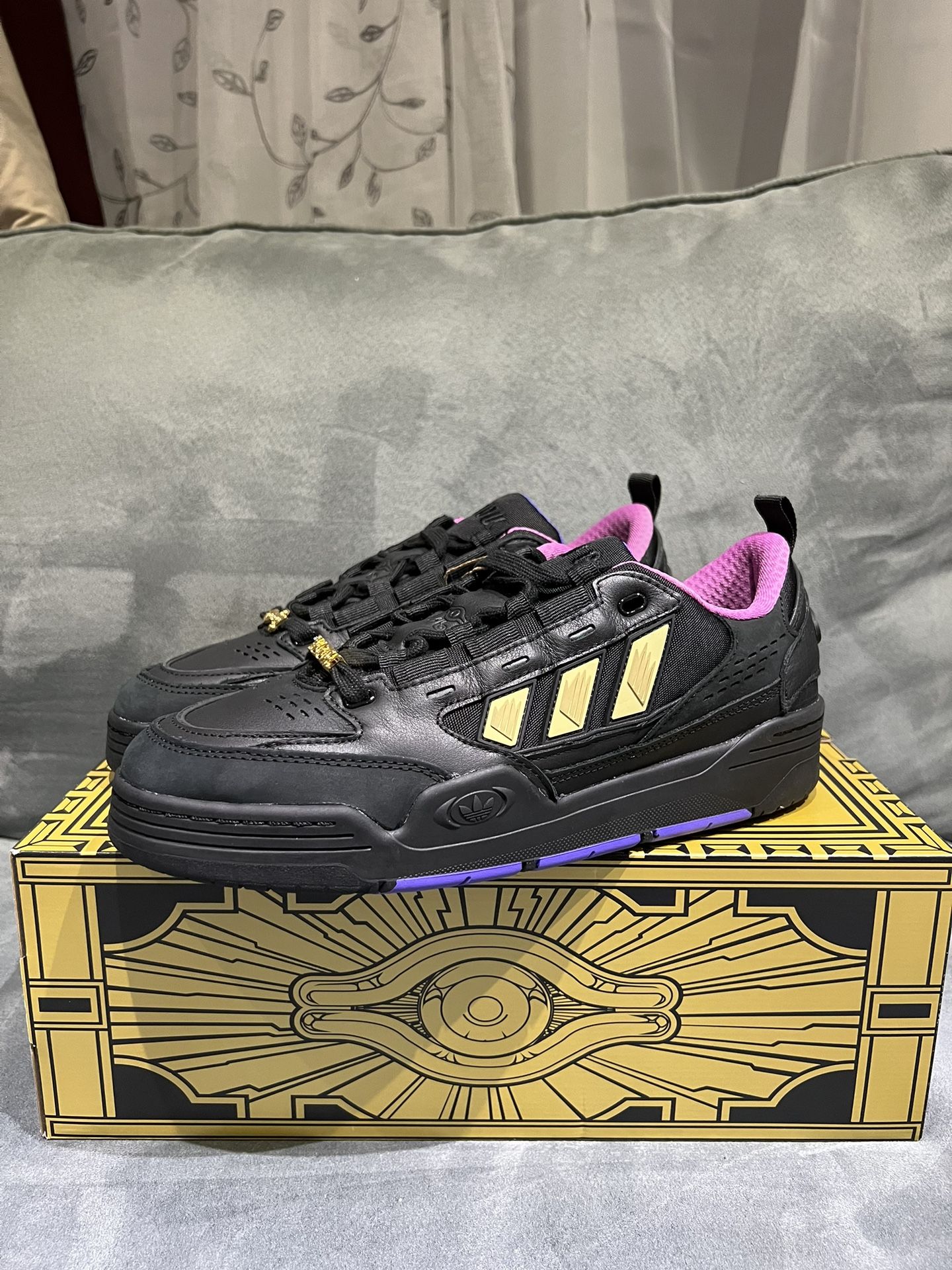 Yu-Gi-Oh Adidas Adi2000 Size 9.5 With Special Yugioh Card Dark