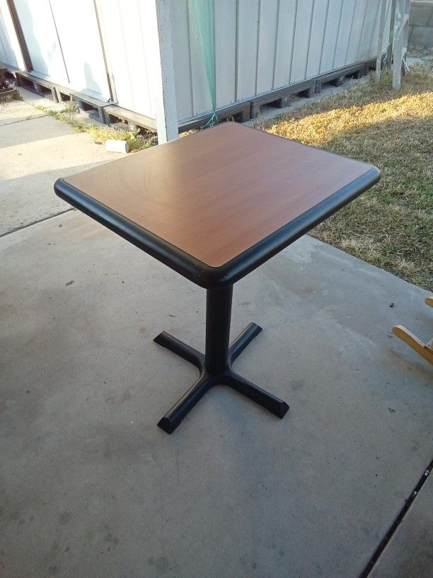 1 Person Table