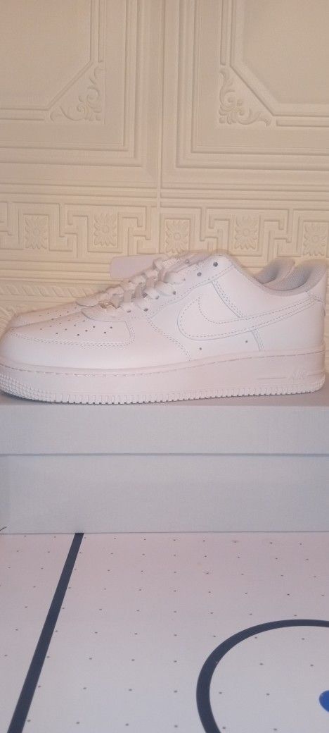 Nike Air Force 1 Sz 5, 8, 8.5, 11, 12, 13 (Reply W Size)