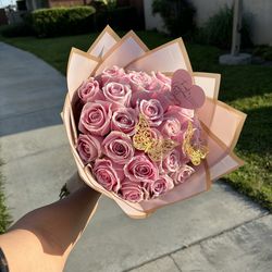 25 pink rose bouquet