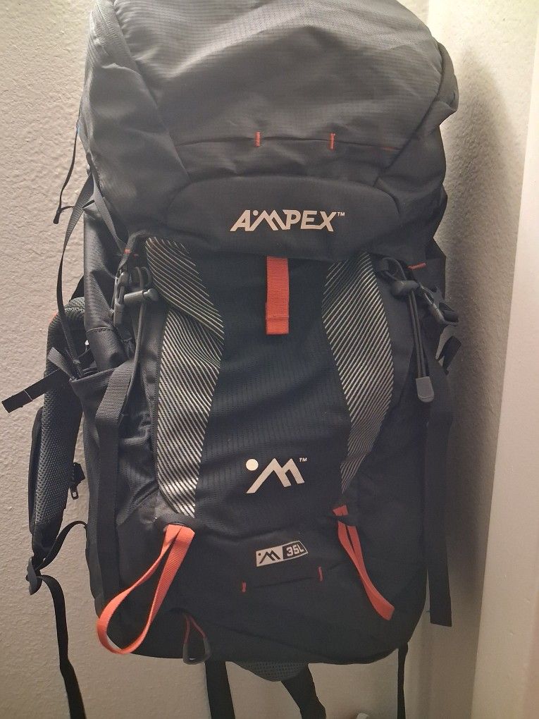 2 Hiking Backpacks