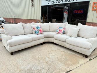 Sectional Sofa ⚠️ $450