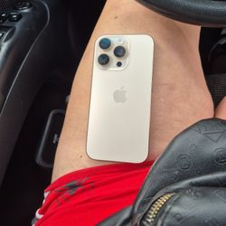 NEW IPHONE 16 PR0 128G 600 Obo
