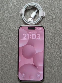 IPHONE 15 256GB UNLOCK ANY CARRIER IN GREAT Condition 100% BATTERY 🔋 LIFE
