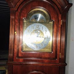 Sovereign Grandfather Clock 