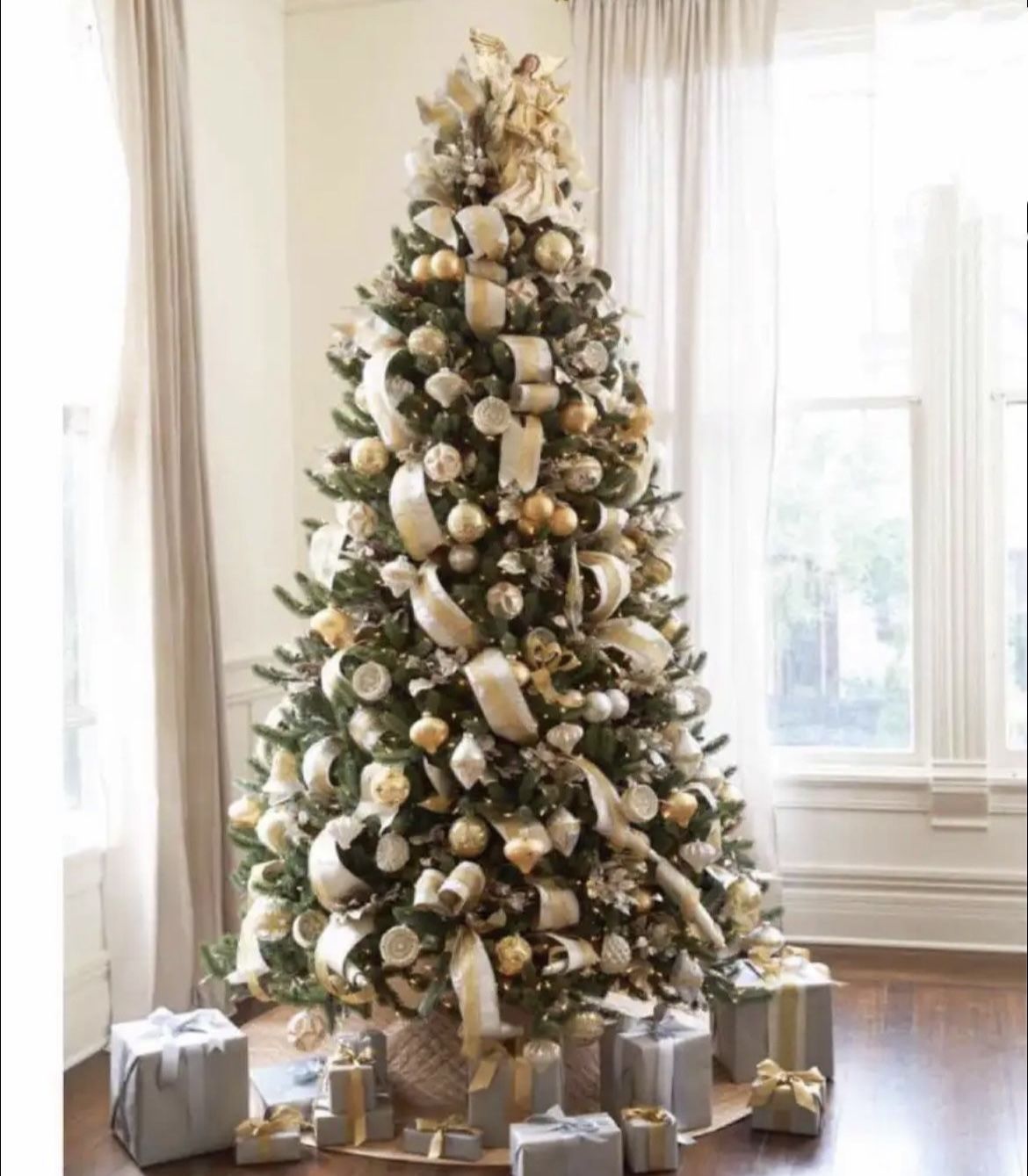 7.5 feet beautiful Pre Light Christmas Tree With Great Condition,All Products : American Fashion Style Bags On Sale