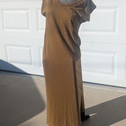 Universal Thread women's T-shirt dress. Loose fit, Gold brown color, size S
