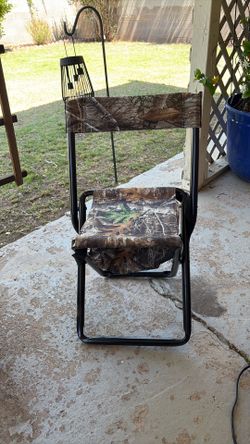Portable camping chair