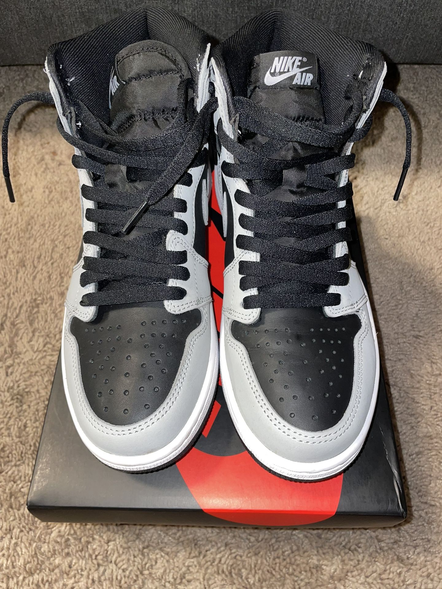 Jordan 1 High Black/ Smoke Grey-White