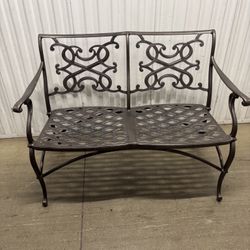  High Quality Metal Loveseat 42”L x 32.5”H x 24”D