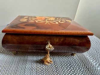 Italian Floral Wood musical jewelry box