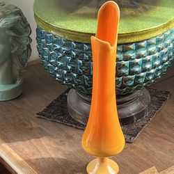 MCM L E Smith Bittersweet Simplicity Pedestal Swung Vase