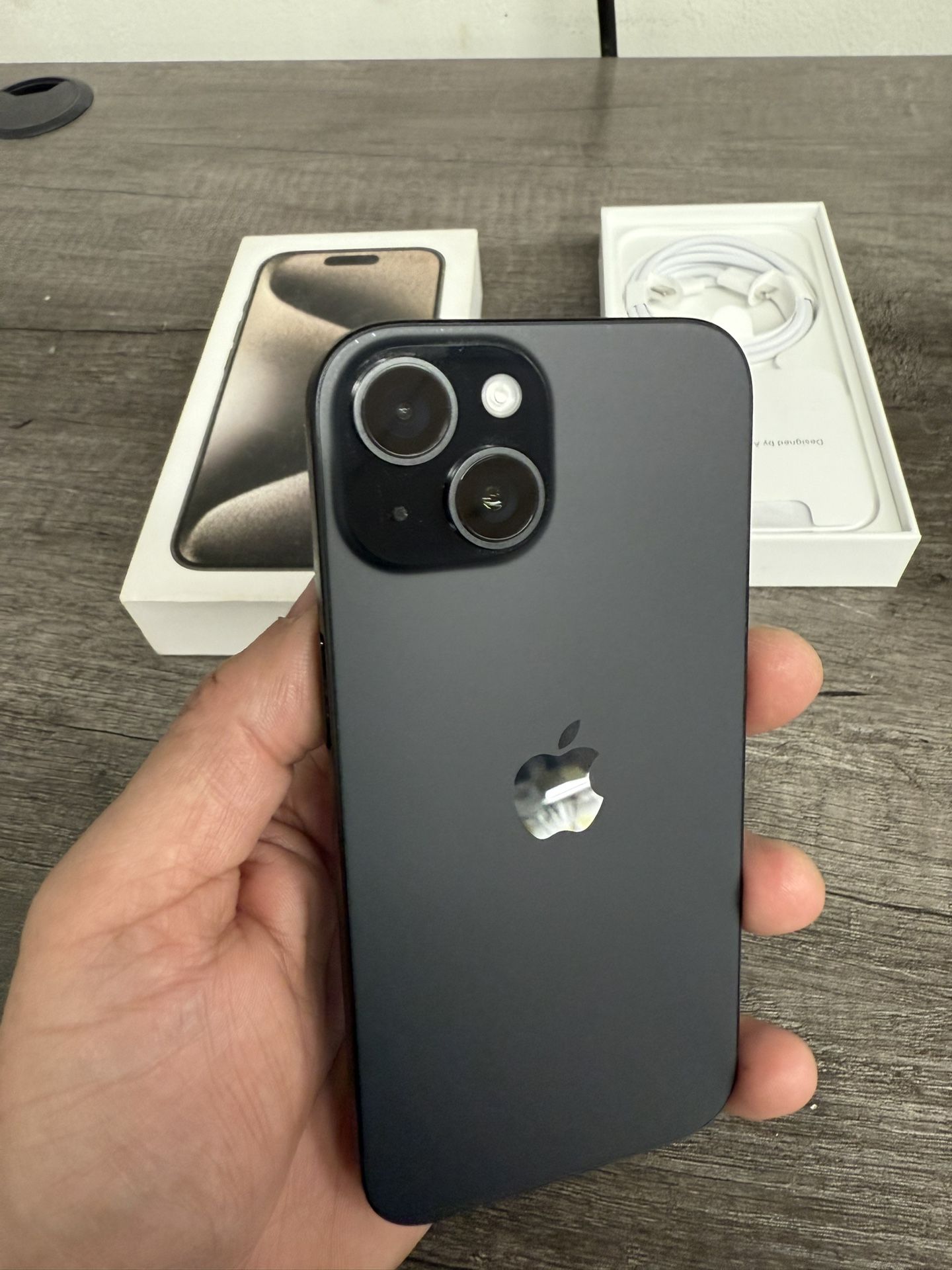 iPhone 15 -256gb Unlocked For Any Carriers ( Liberado)