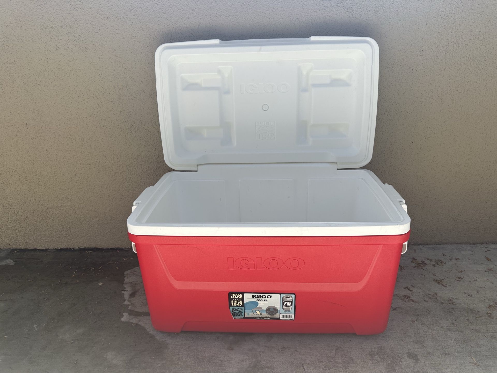 Large Igloo 76-Can Chest Cooler - Red/White - Texas Made