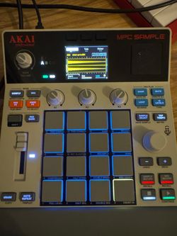 MPC Sample [Comes with Box]