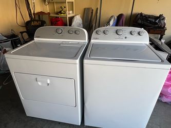 Whirlpool wash and dryer set