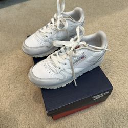 White Reebok Shoes Size 13