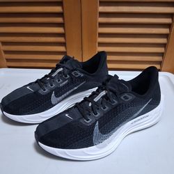 Nike Pegasus Plus Men's Running Shoe * Size: 8.5