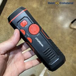 LifeGear Crank Flashlight and Radio