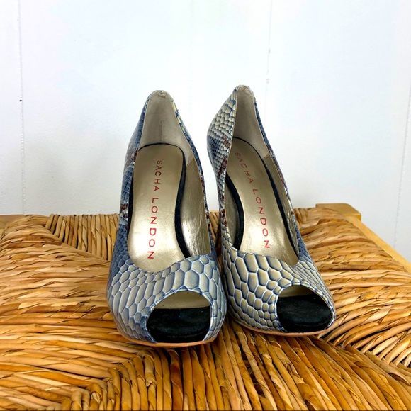 Sacha London Snakeskin Peep Toe Pumps Sz 6
