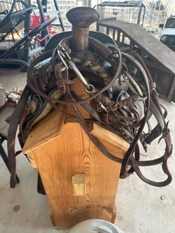 Saddle