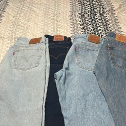 Pantalón Levi’s. 