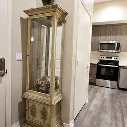 Curio Cabinet  Lighted  w/ Glass Shelves
