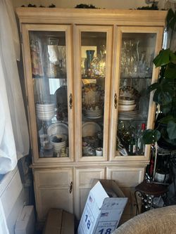 Display Cabinet